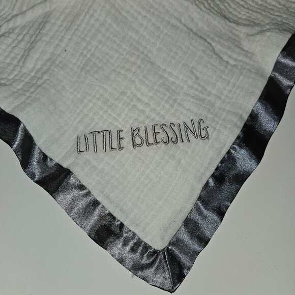 CR Gibson Little Blessing White Sheep Lamb Muslin Lovey Silver Satin Trim - Picture 3 of 7